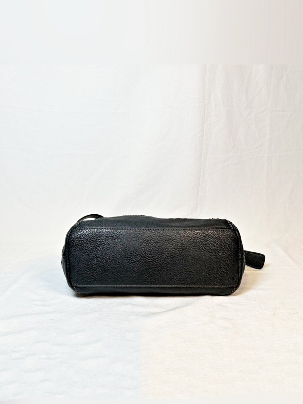The Sak Soft Black Pebbled Leather Kendra Hobo Shoulder Bag - Picture 7 of 8